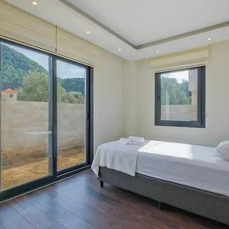 Luxury With Forest View In Yesiluzumlu Βίλα *